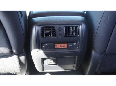 2018 Nissan Pathfinder SV