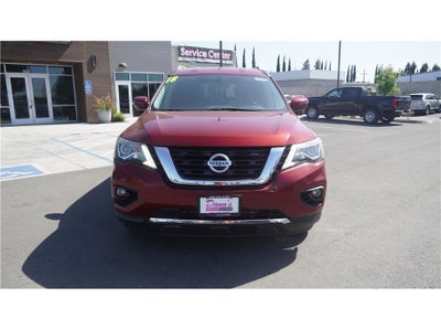 2018 Nissan Pathfinder SV