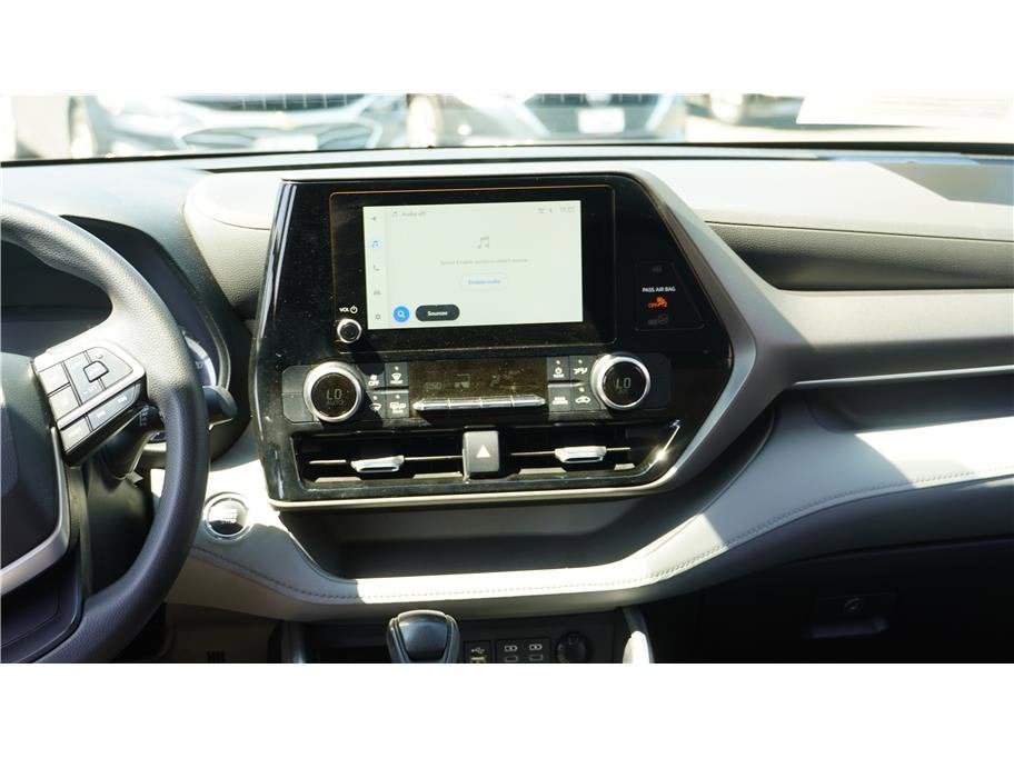 2023 Toyota Highlander L Sport Utility 4D