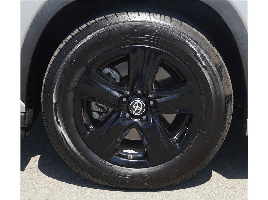 2023 Toyota Highlander L Sport Utility 4D