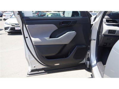 2023 Toyota Highlander L Sport Utility 4D