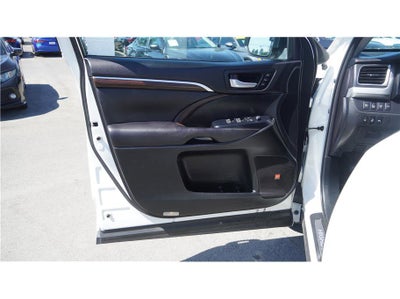 2016 Toyota Highlander Limited Platinum Sport Utility 4D