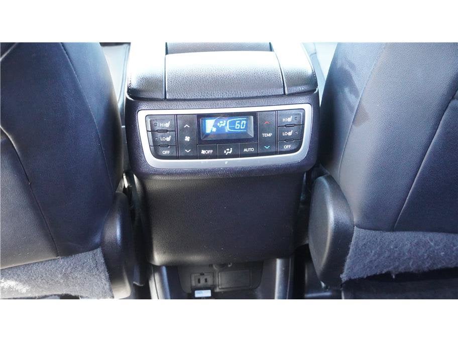 2016 Toyota Highlander Limited Platinum Sport Utility 4D