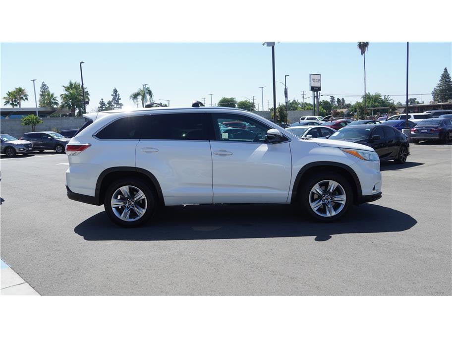 2016 Toyota Highlander Limited Platinum Sport Utility 4D