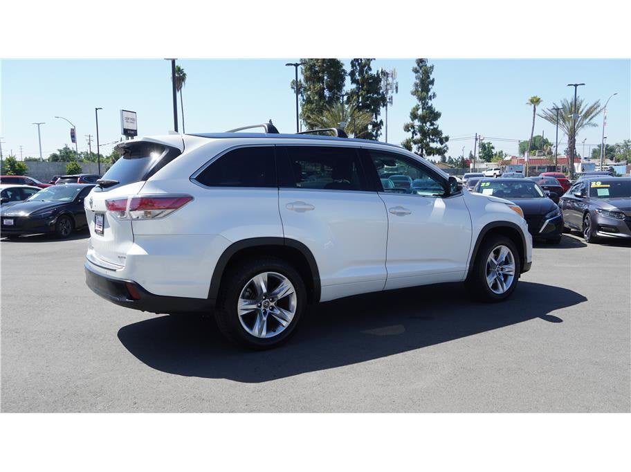 2016 Toyota Highlander Limited Platinum Sport Utility 4D