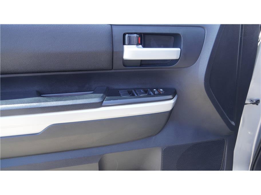 2016 Toyota Tundra 2WD Truck SR5