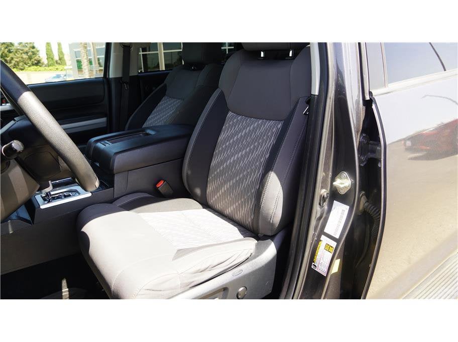 2020 Toyota Tundra 2WD SR5