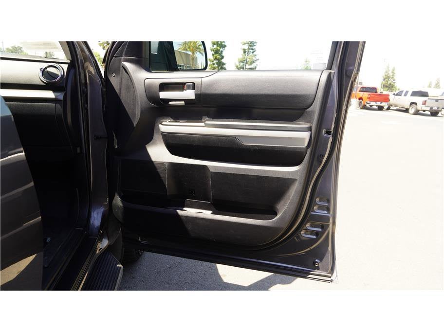 2020 Toyota Tundra 2WD SR5
