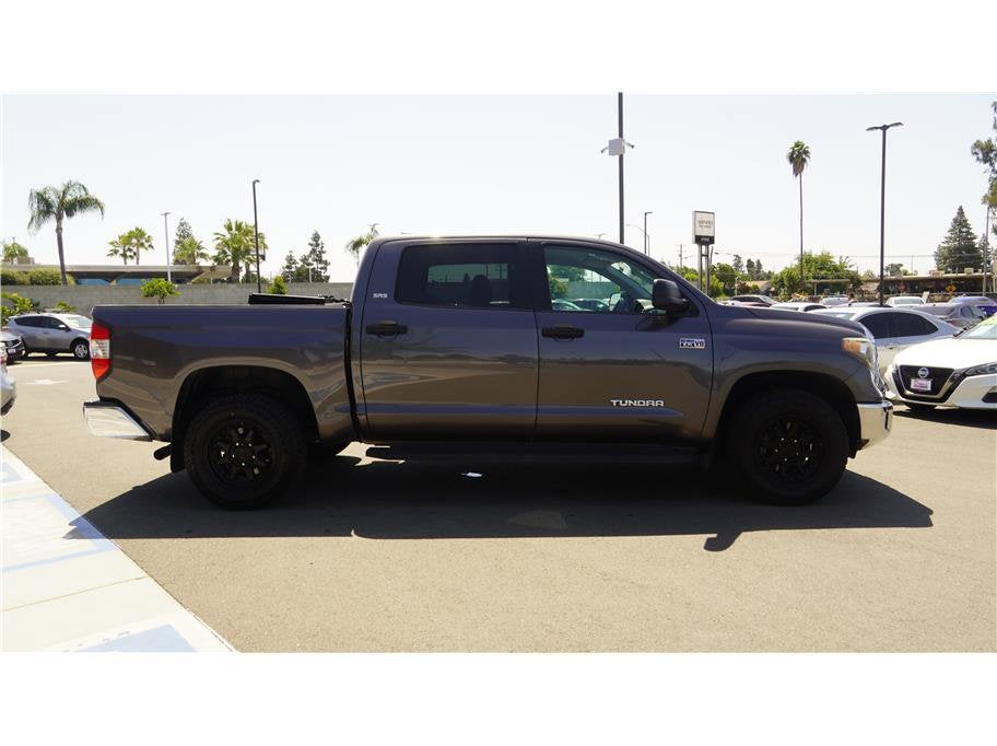 2020 Toyota Tundra 2WD SR5