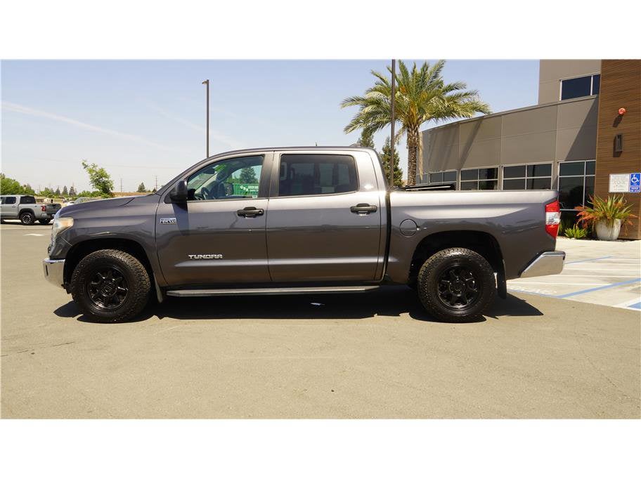 2020 Toyota Tundra 2WD SR5