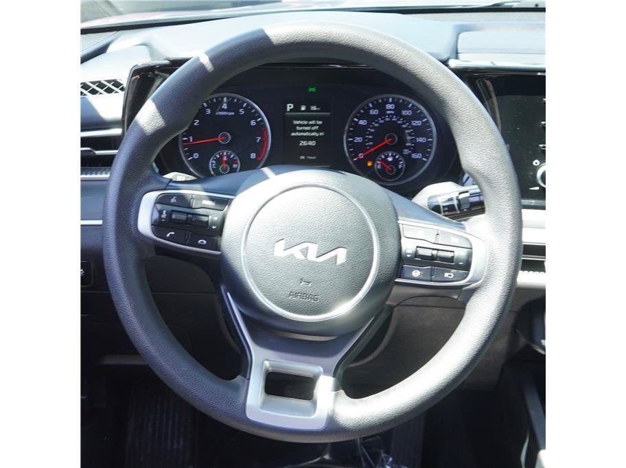 2022 Kia K5 LXS