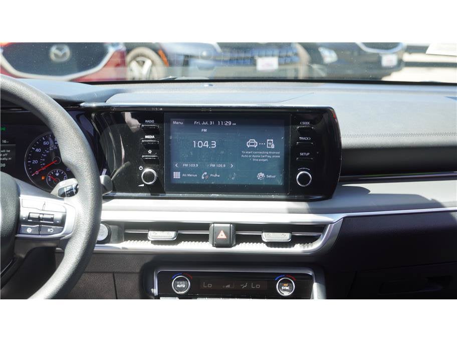 2022 Kia K5 LXS