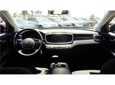2020 Kia Sorento LX