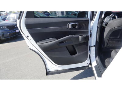 2023 Kia Sorento LX