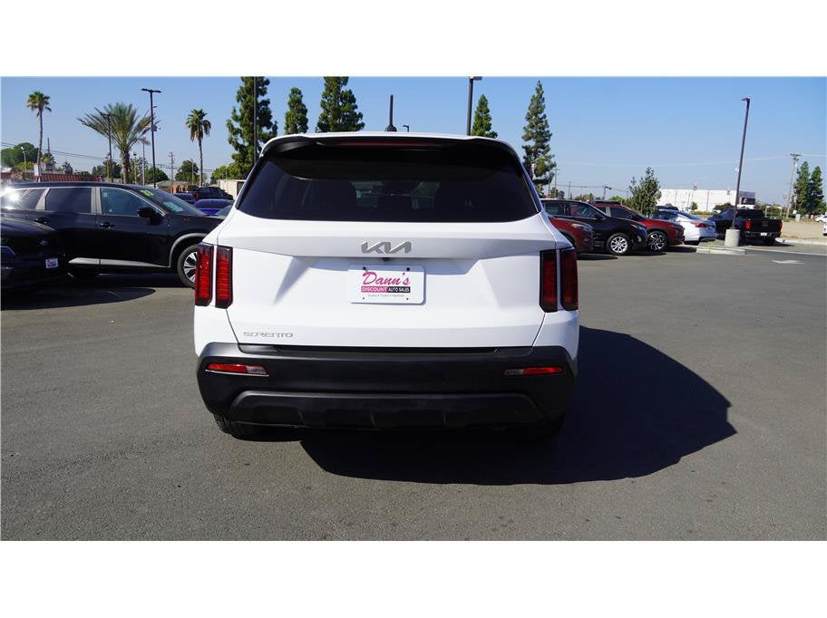 2023 Kia Sorento LX
