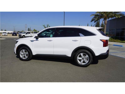 2023 Kia Sorento LX