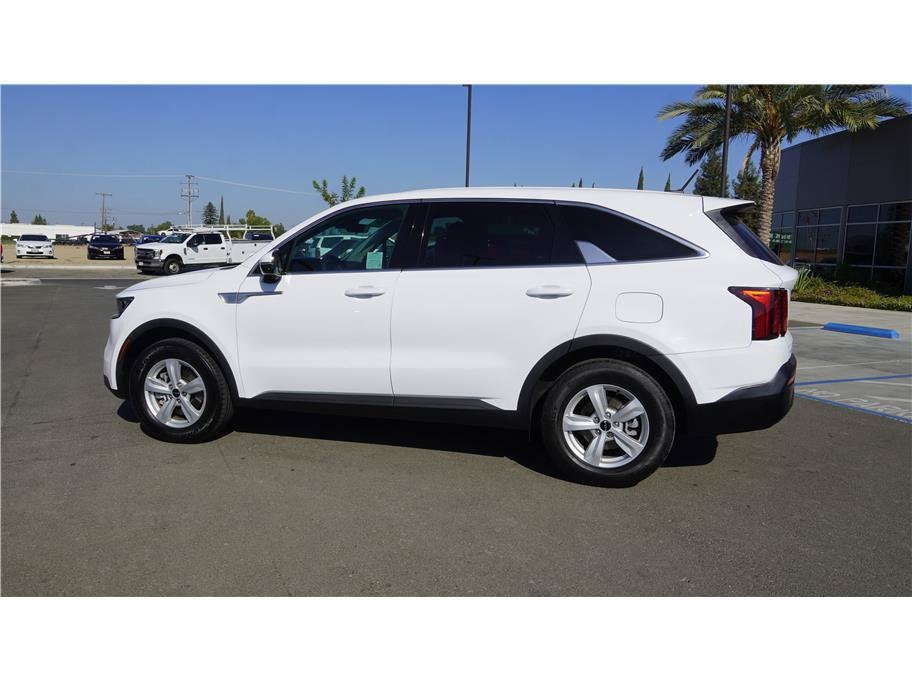 2023 Kia Sorento LX