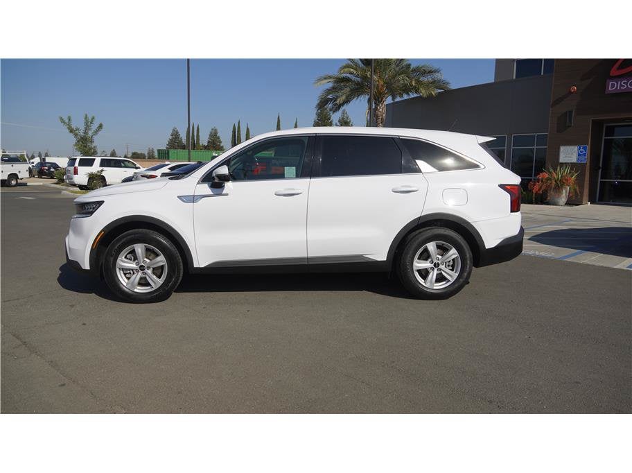 2023 Kia Sorento LX