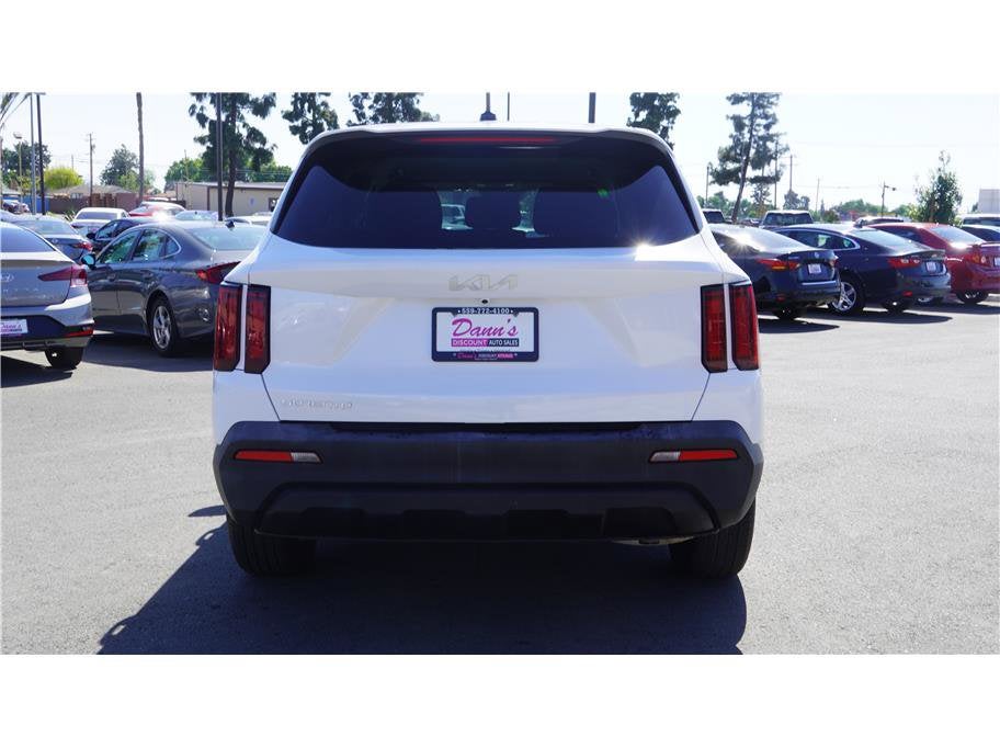 2023 Kia Sorento LX