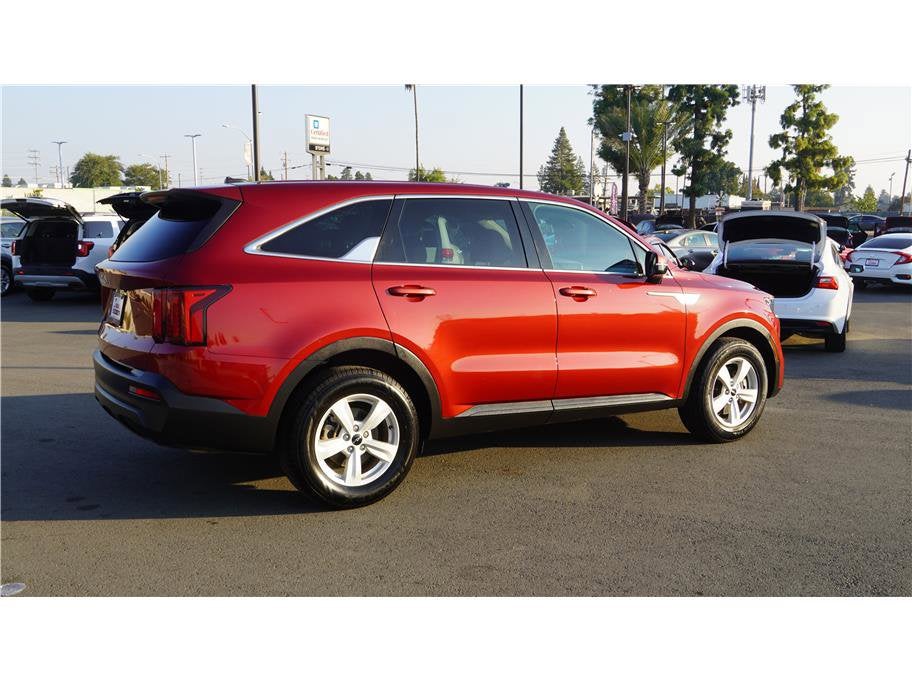 2023 Kia Sorento LX