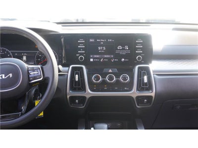 2022 Kia Sorento LX