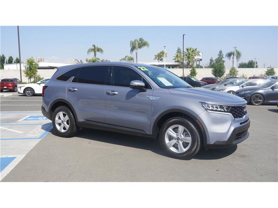 2022 Kia Sorento LX