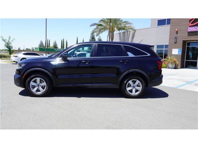 2022 Kia Sorento LX