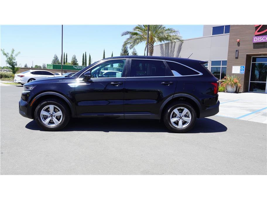 2022 Kia Sorento LX