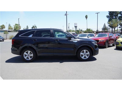 2022 Kia Sorento LX