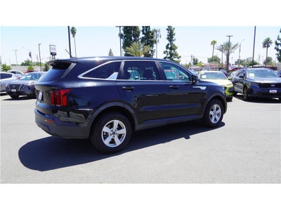 2022 Kia Sorento LX