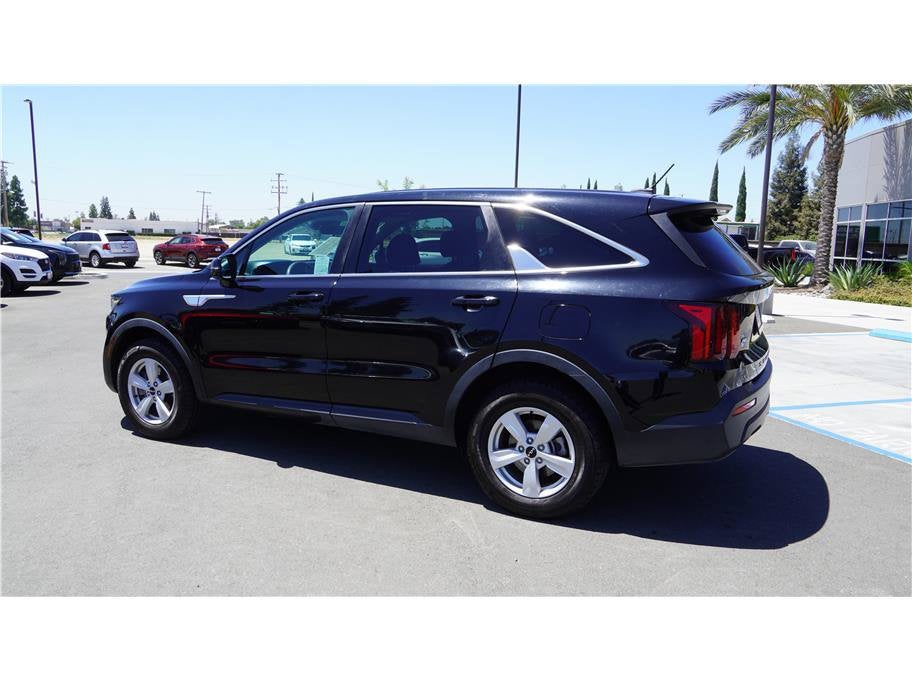 2022 Kia Sorento LX