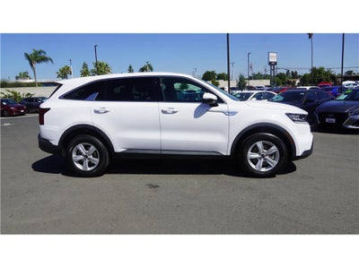 2022 Kia Sorento LX