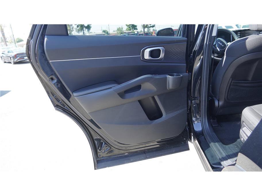 2022 Kia Sorento LX