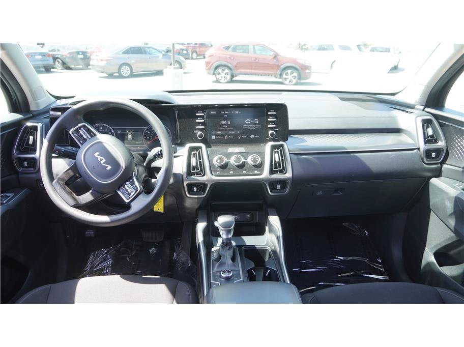 2022 Kia Sorento LX
