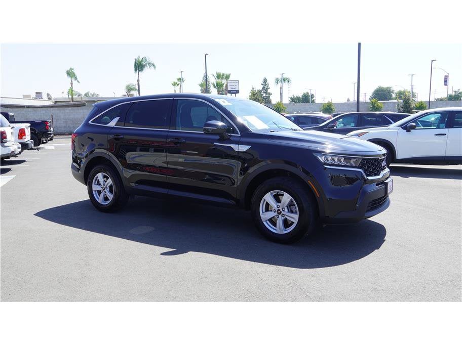 2022 Kia Sorento LX