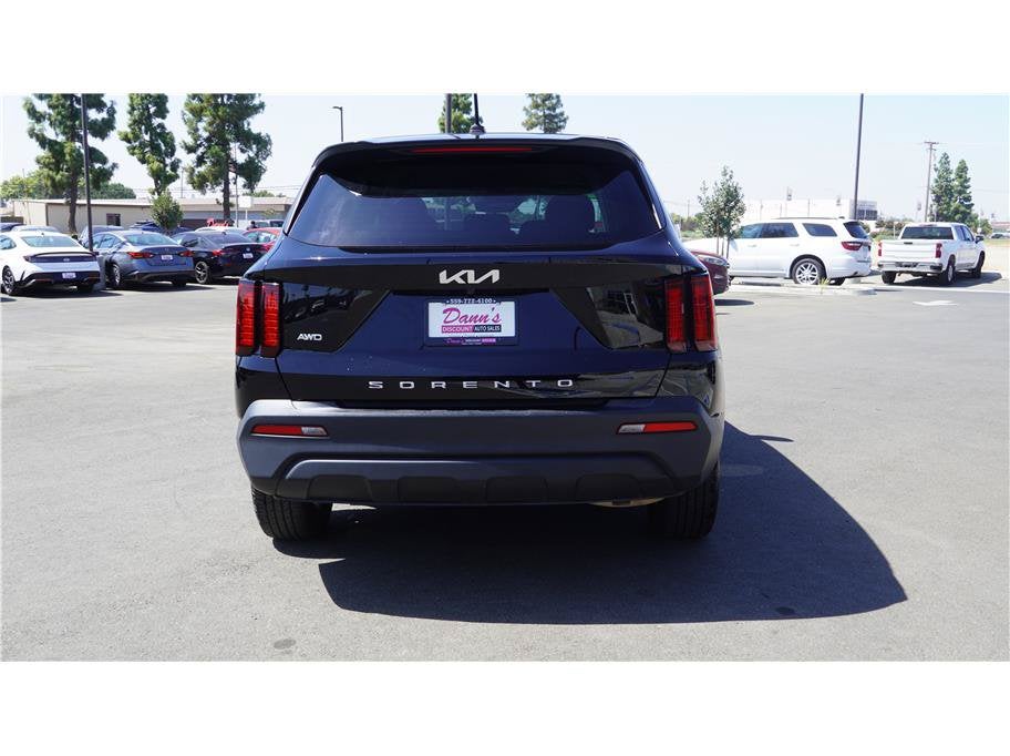 2022 Kia Sorento LX