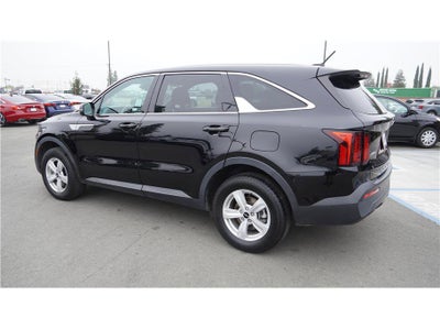 2022 Kia Sorento LX