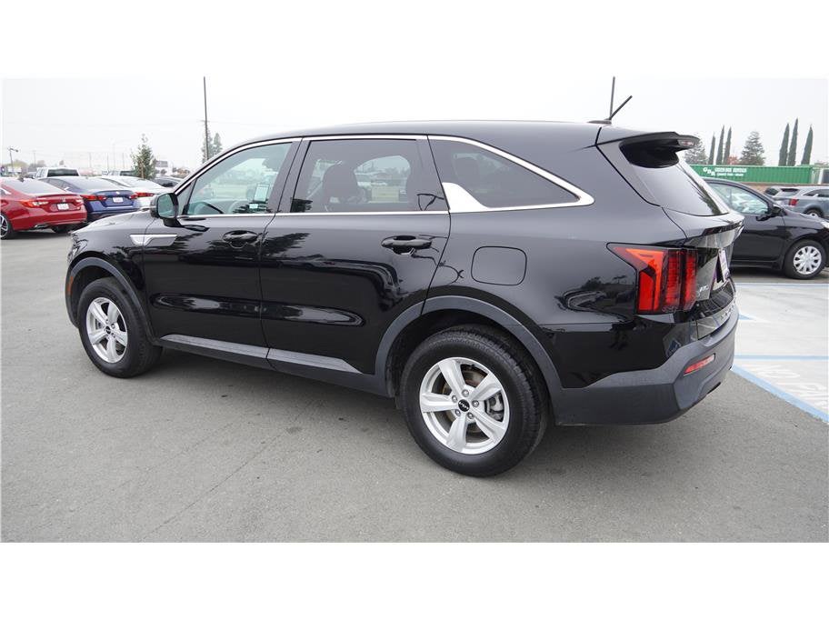 2022 Kia Sorento LX
