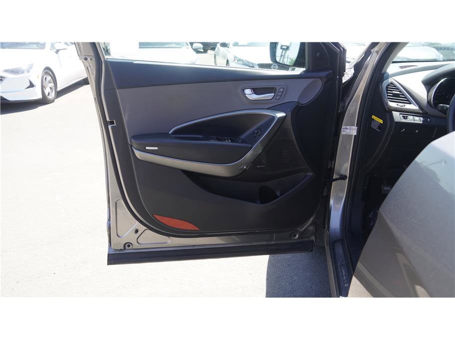 2017 Hyundai Santa Fe Sport 2.0T Ultimate