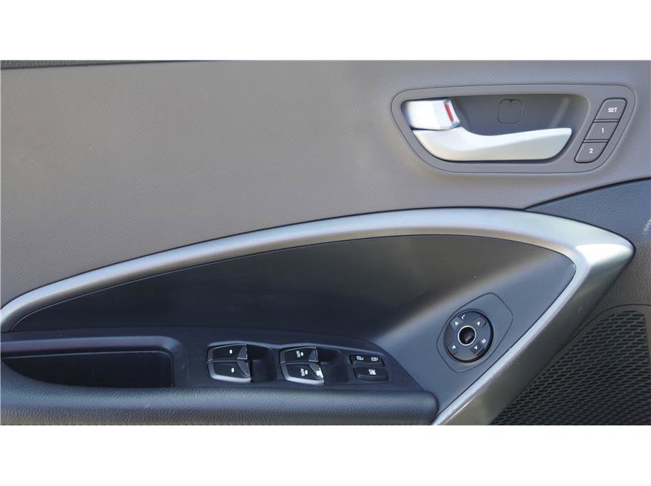 2017 Hyundai Santa Fe Sport 2.0T Ultimate