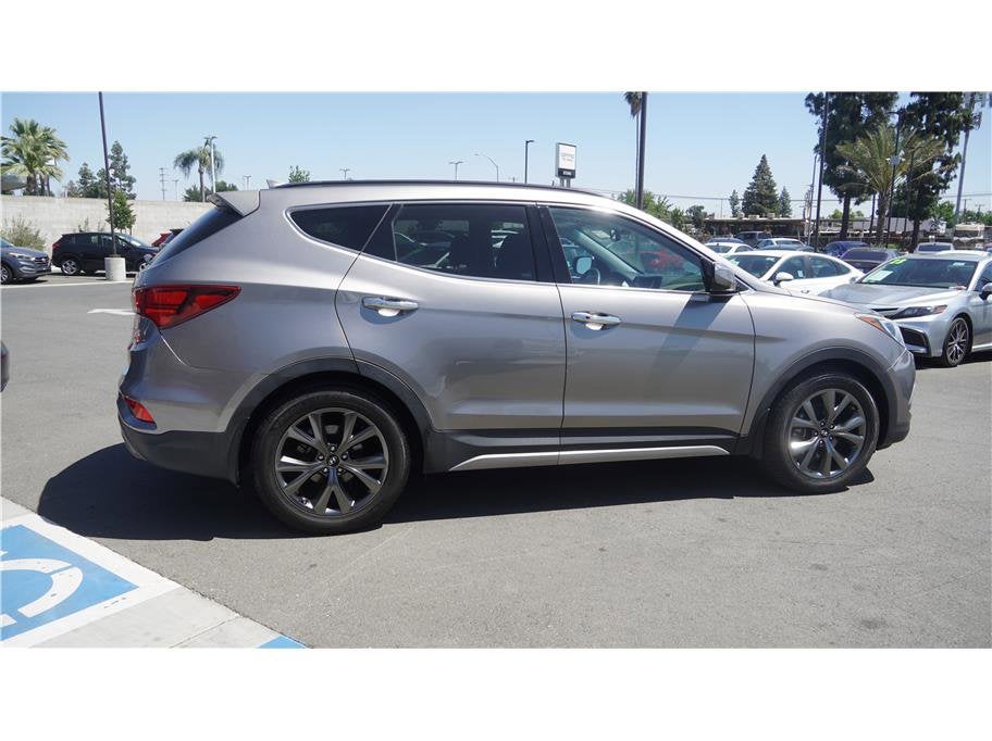 2017 Hyundai Santa Fe Sport 2.0T Ultimate