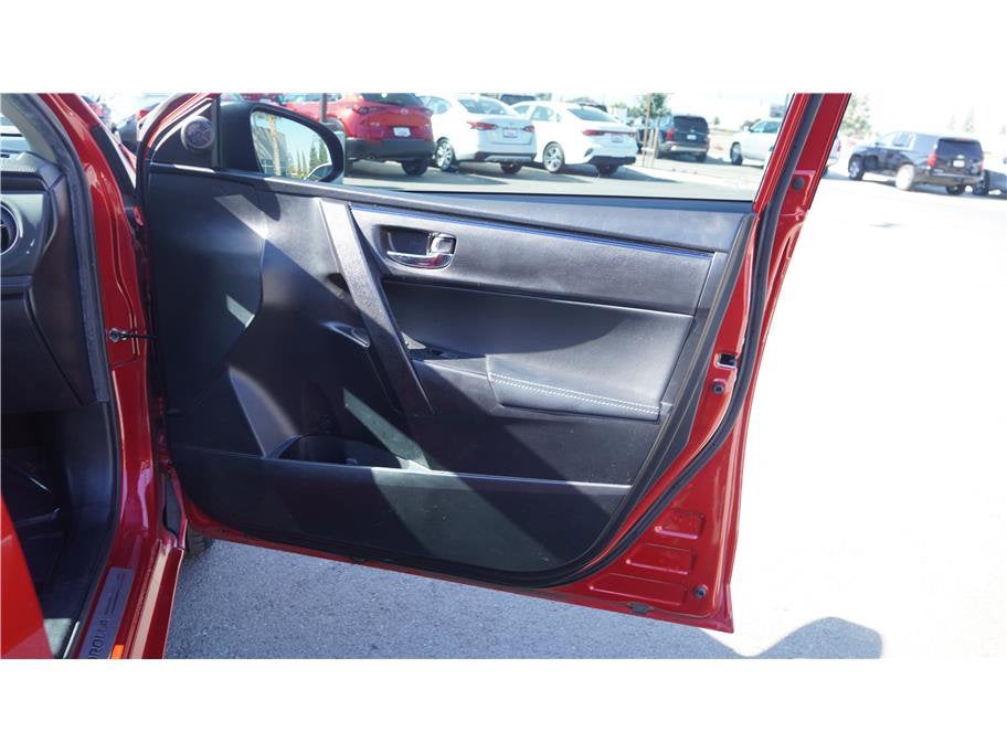 2019 Toyota Corolla SE Sedan 4D