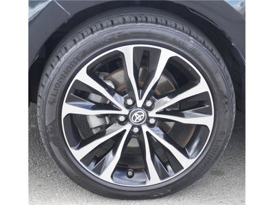 2017 Toyota Corolla SE Sedan 4D