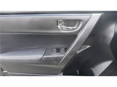 2017 Toyota Corolla SE Sedan 4D