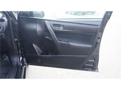 2017 Toyota Corolla SE Sedan 4D