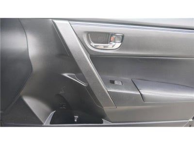 2017 Toyota Corolla SE Sedan 4D