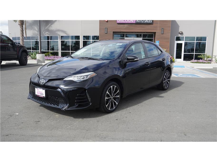 2017 Toyota Corolla SE Sedan 4D