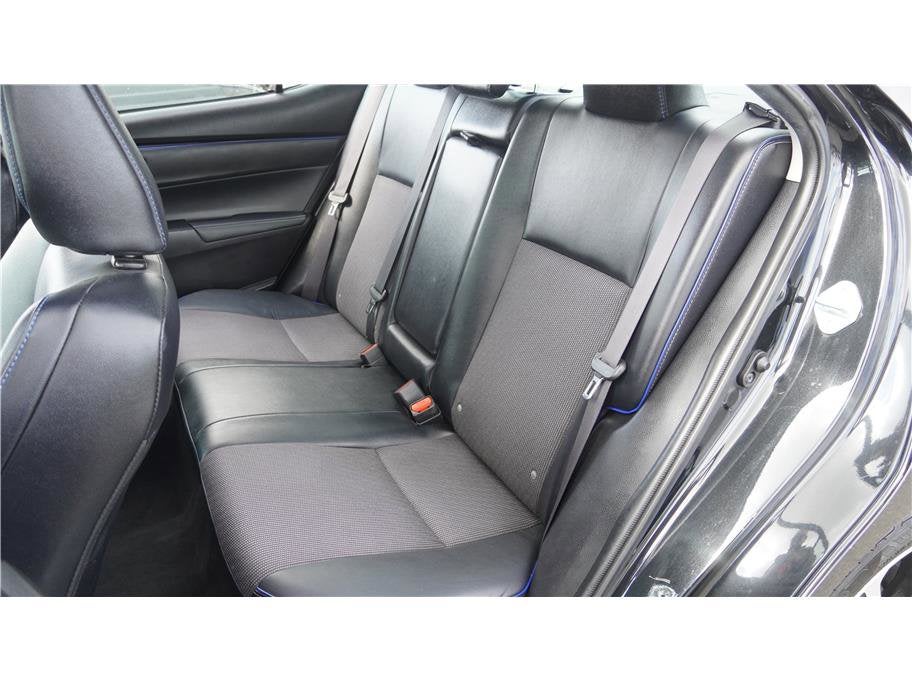 2017 Toyota Corolla SE Sedan 4D