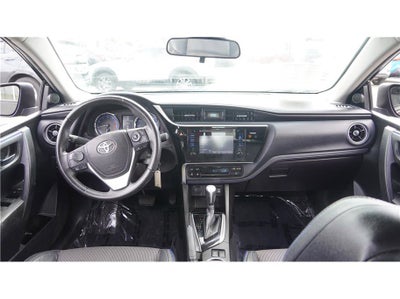 2017 Toyota Corolla SE Sedan 4D