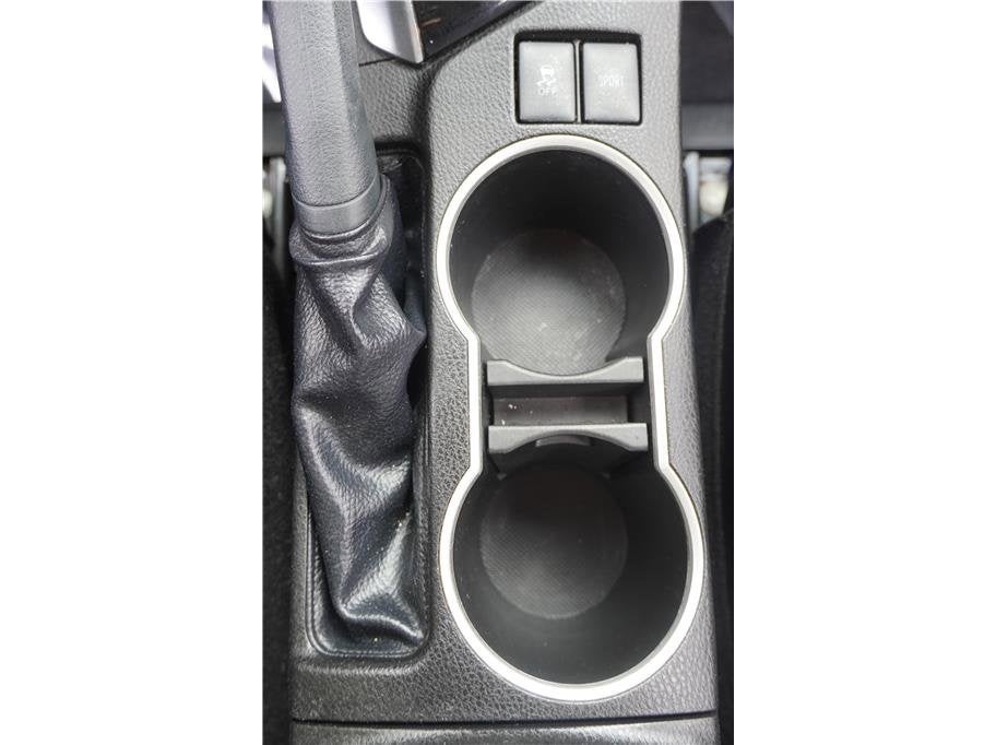 2017 Toyota Corolla SE Sedan 4D